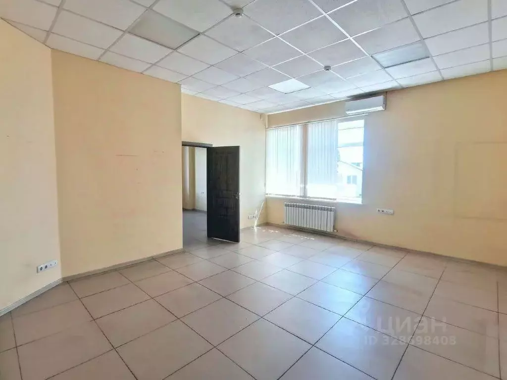 Офис в Саратовская область, Саратов ул. Танкистов, 50 (178 м) - Фото 1