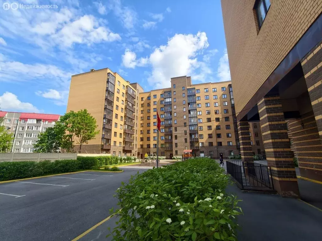 3-комнатная квартира: Гатчина, улица Хохлова, 20 (90 м) - Фото 2