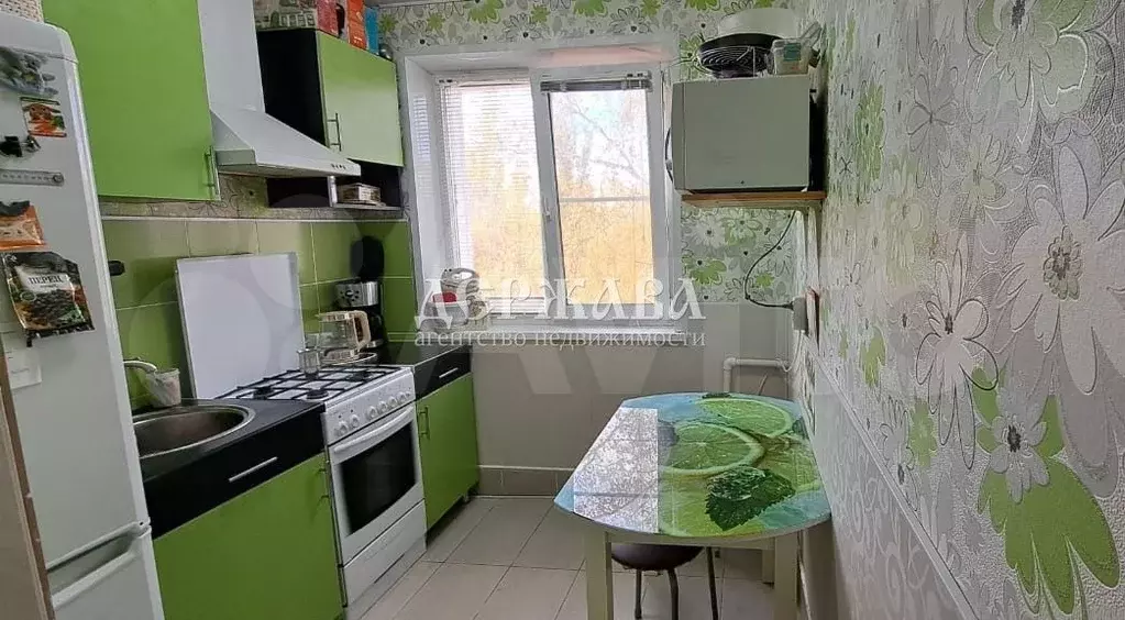 1-к. квартира, 30 м, 5/5 эт. - Фото 0