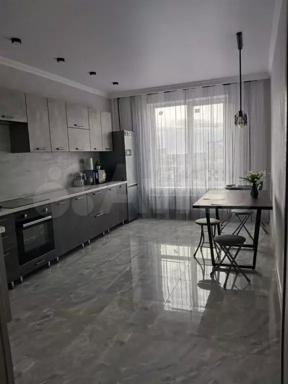 3-к. квартира, 87 м, 16/16 эт. - Фото 0