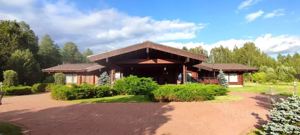 Дом в Калужская область, Барятинский муниципальный округ, Асмолово ... - Фото 1