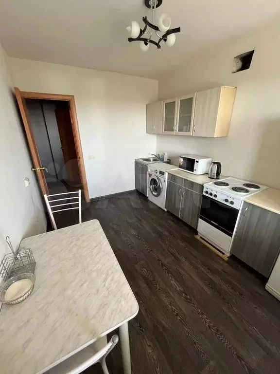 1-к. квартира, 45 м, 6/9 эт. - Фото 1