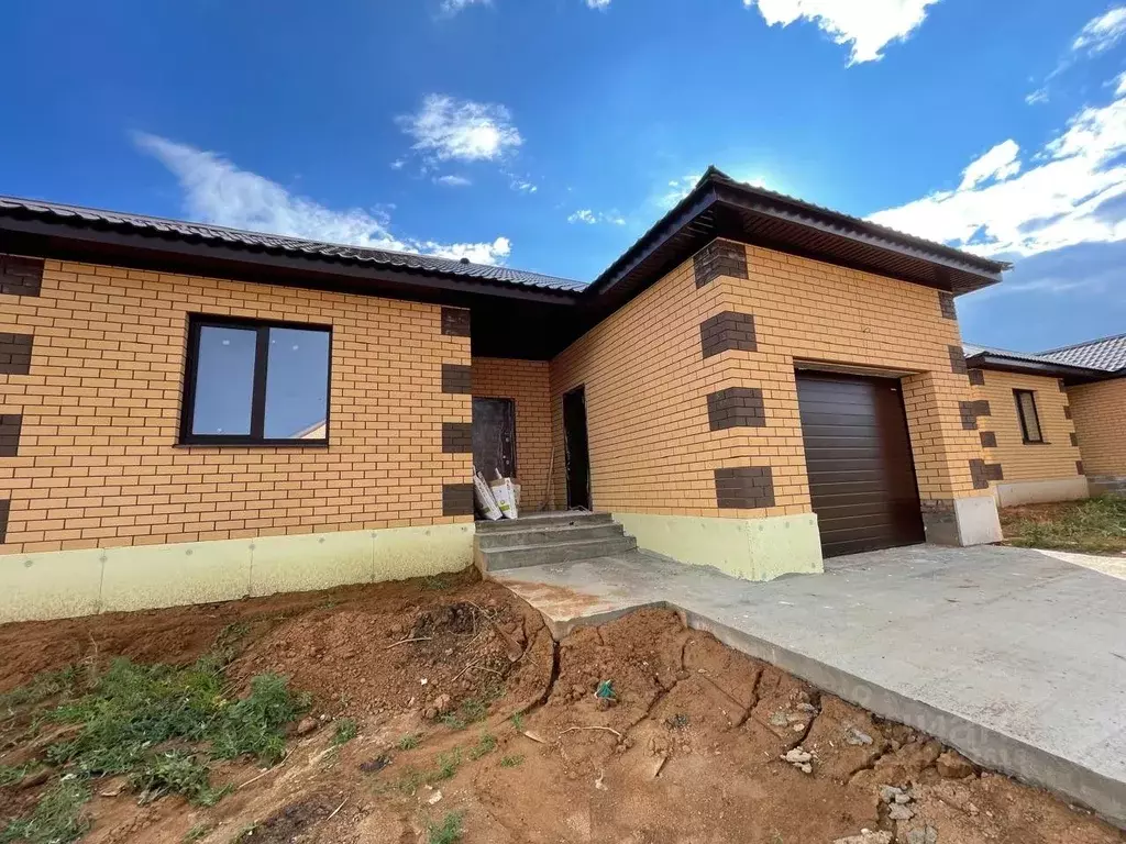 Дом в Оренбургская область, Оренбургский район, с. Подгородняя ... - Фото 2