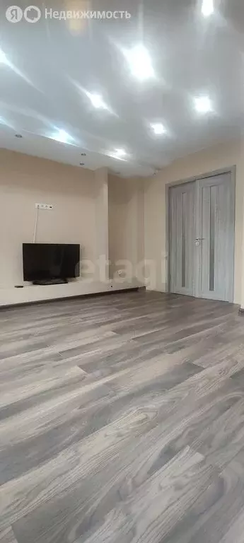 3-комнатная квартира: Усинск, Молодёжная улица, 17 (63.5 м) - Фото 1