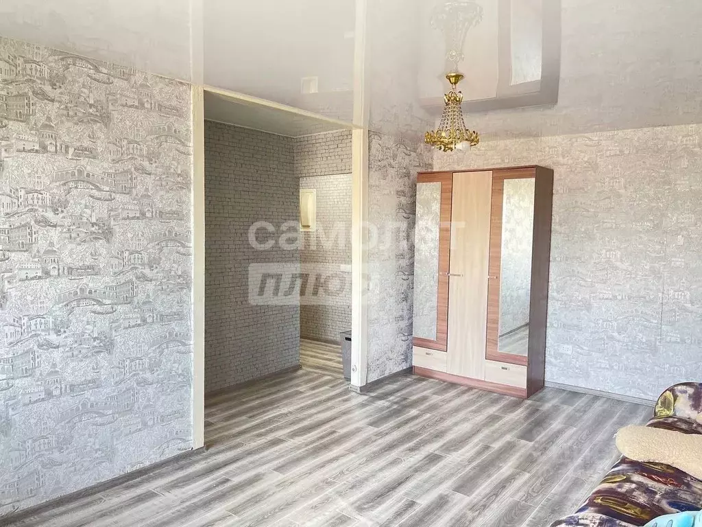 2-к кв. Омская область, Омск ул. Гагарина, 2 (45.9 м) - Фото 0