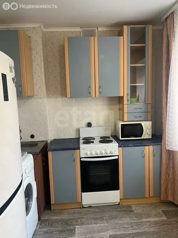 1-комнатная квартира: Ялуторовск, улица Карбышева, 5 (30 м) - Фото 1