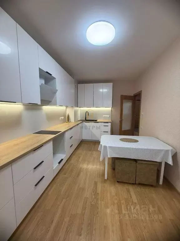 3-к кв. Белгородская область, Белгород ул. Макаренко, 22 (84.0 м) - Фото 2
