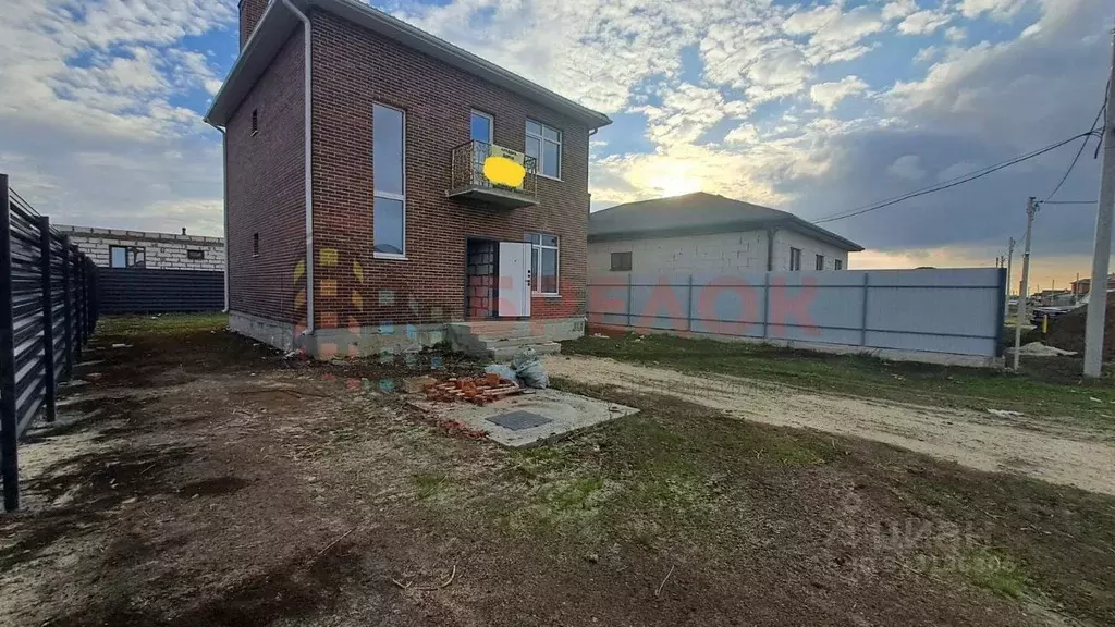 Дом в Ростовская область, Азовский район, Поселок Красный сад, ... - Фото 2