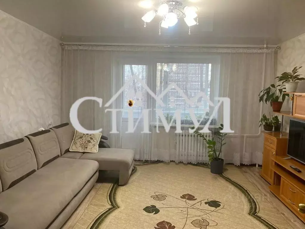 3-к кв. Хакасия, Черногорск ул. Калинина, 4А (64.0 м) - Фото 0