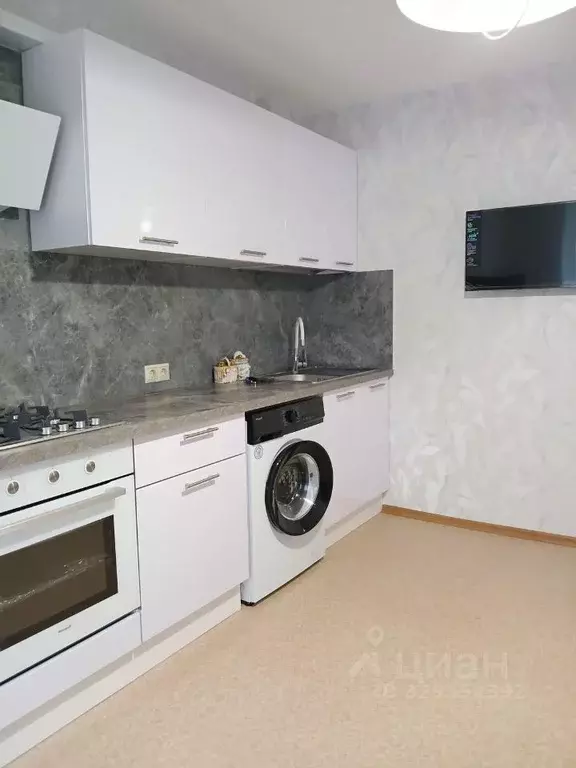 2-к кв. Рязанская область, Рязань ул. Урицкого, 20к3 (67.0 м) - Фото 2