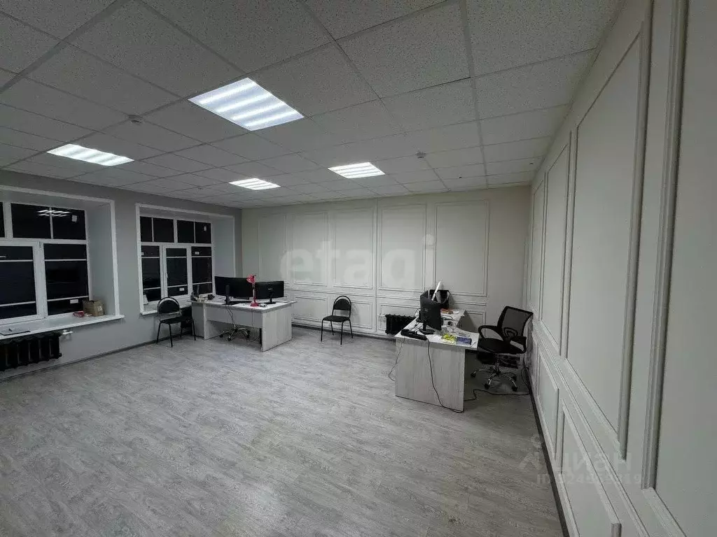 Помещение свободного назначения в Владимирская область, Ковров ул. ... - Фото 1