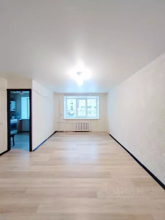 1-к кв. Ульяновская область, Ульяновск просп. Гая, 23 (30.0 м) - Фото 1