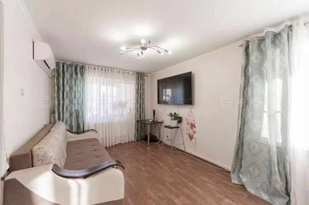 1-к кв. Татарстан, Казань ул. Интернациональная, 26 (31.0 м) - Фото 1