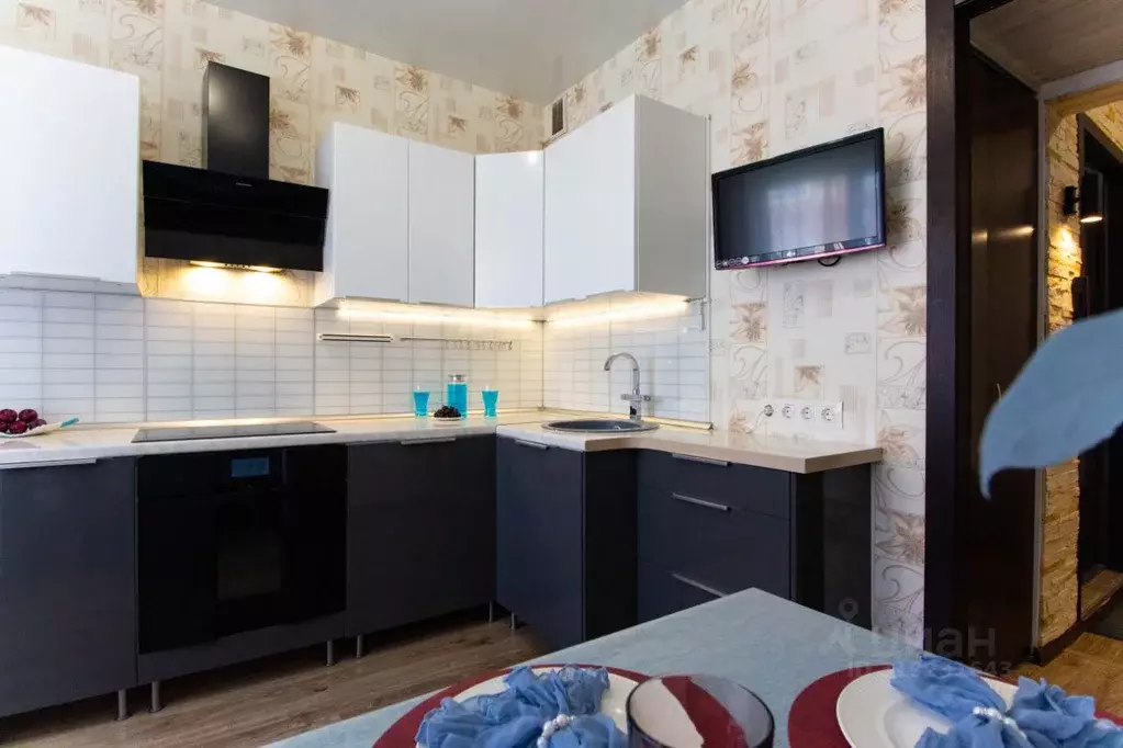 3-к кв. Новосибирская область, Новосибирск ул. Тюленина, 1/2 (64.0 м) - Фото 1