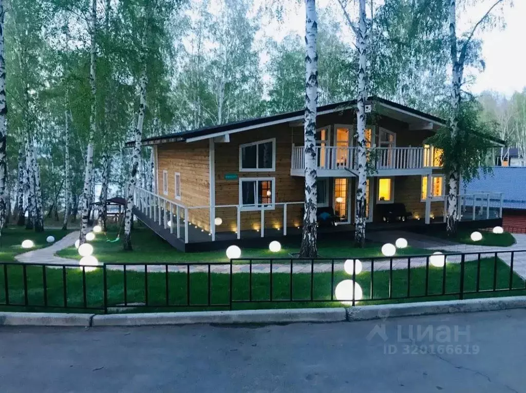 Дом в Иркутская область, Иркутский муниципальный округ  (200 м) - Фото 1