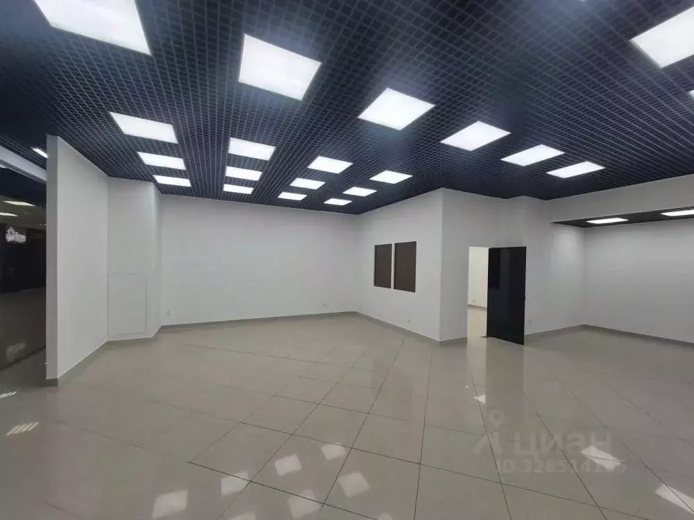 Помещение свободного назначения в Свердловская область, Екатеринбург ... - Фото 2