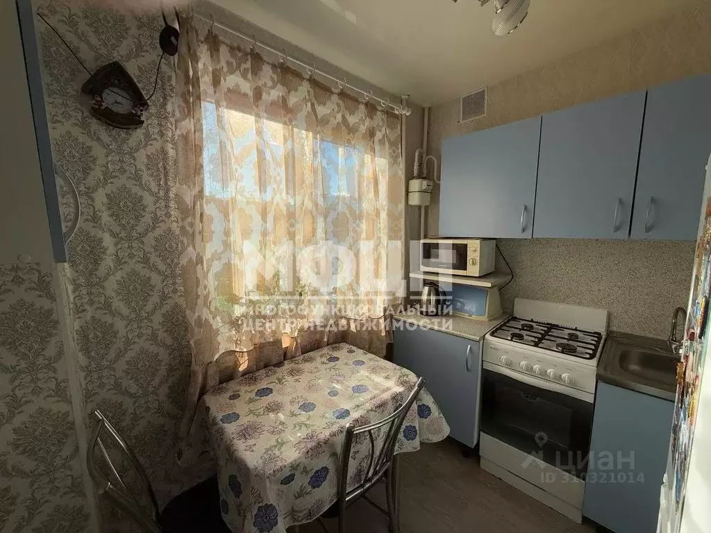 2-к кв. Карелия, Петрозаводск ул. Петрова, 5 (43.3 м) - Фото 0