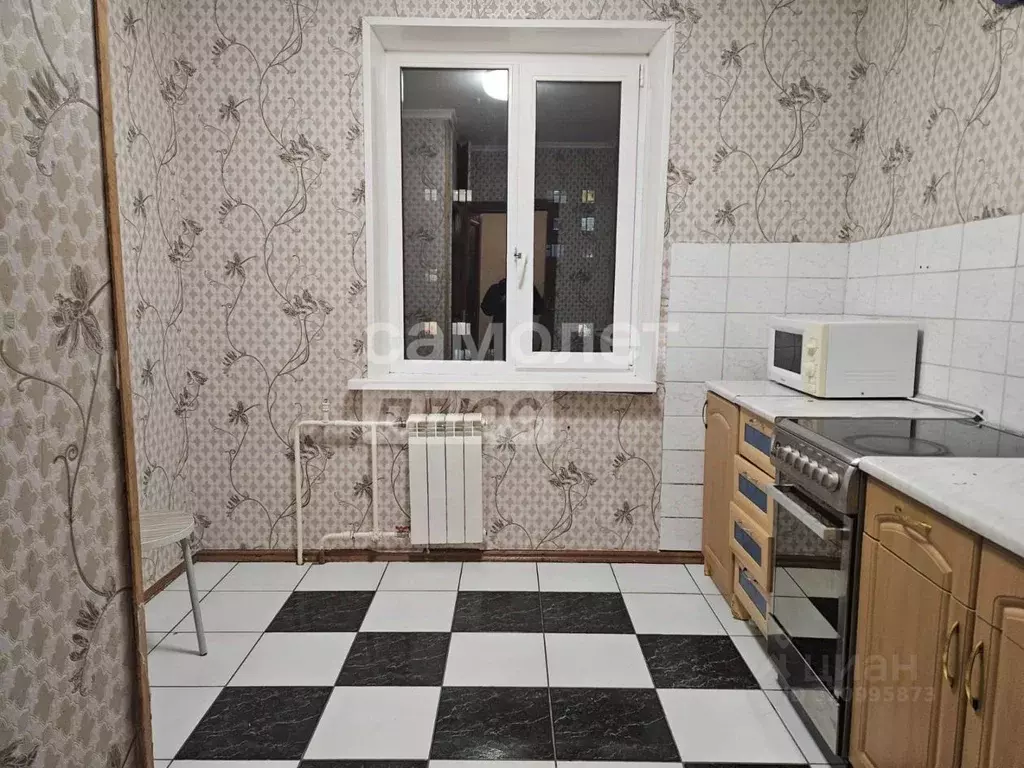 2-к кв. Ханты-Мансийский АО, Когалым Солнечный проезд, 17 (55.0 м) - Фото 0