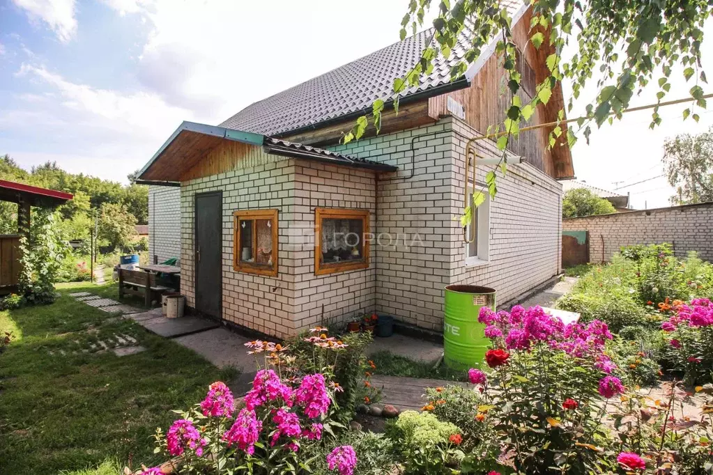 Дом в Алтайский край, Барнаул Кирсараевская ул., 77 (100 м) - Фото 1