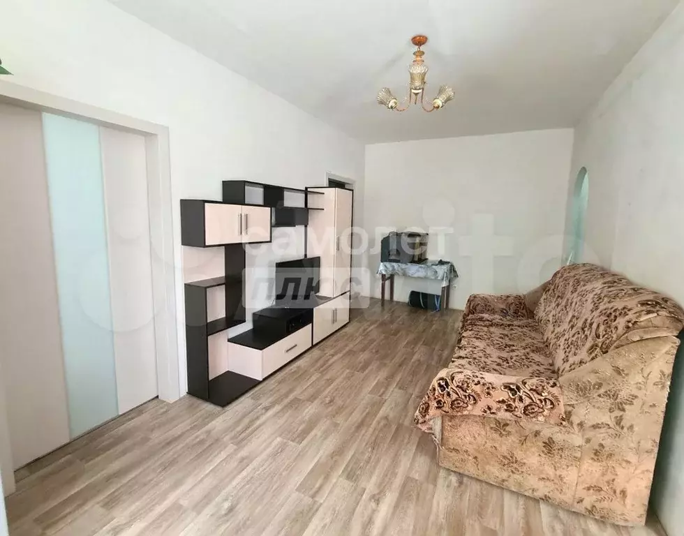2-к. квартира, 42 м, 1/2 эт. - Фото 1
