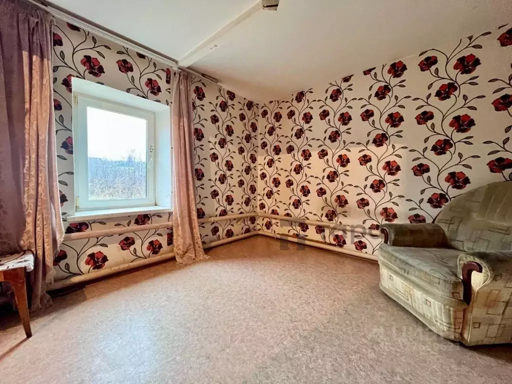 Дом в Челябинская область, Чебаркуль ул. Маяковского (50 м) - Фото 1