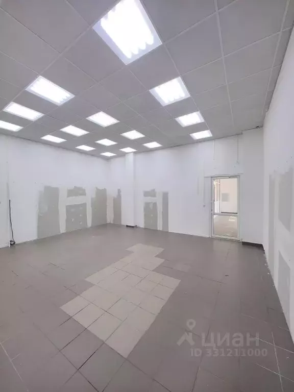 Помещение свободного назначения в Свердловская область, Екатеринбург ... - Фото 2
