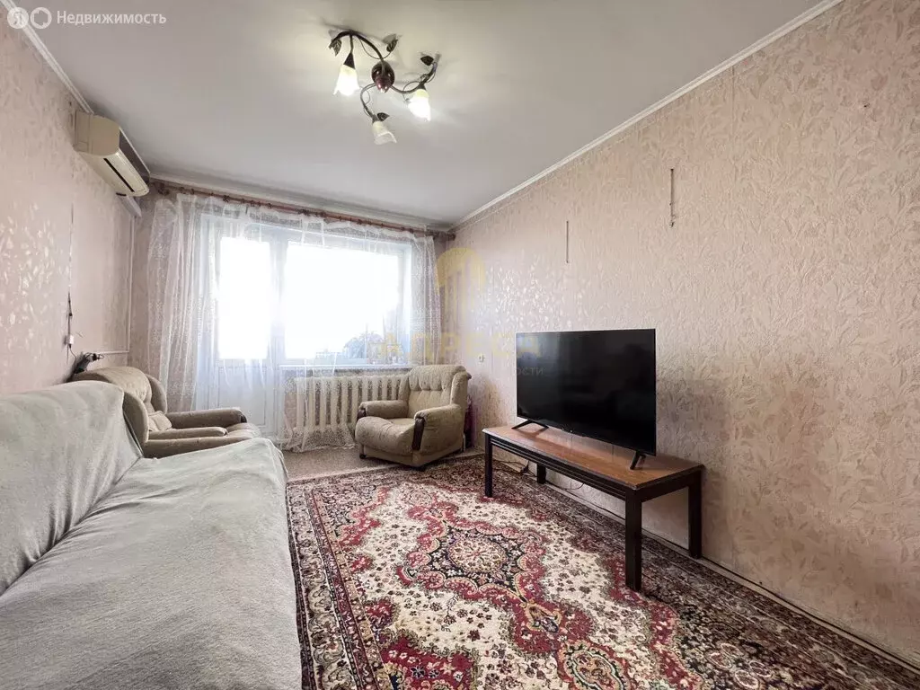 2-комнатная квартира: Оренбург, Просторная улица, 10 (50.9 м) - Фото 1