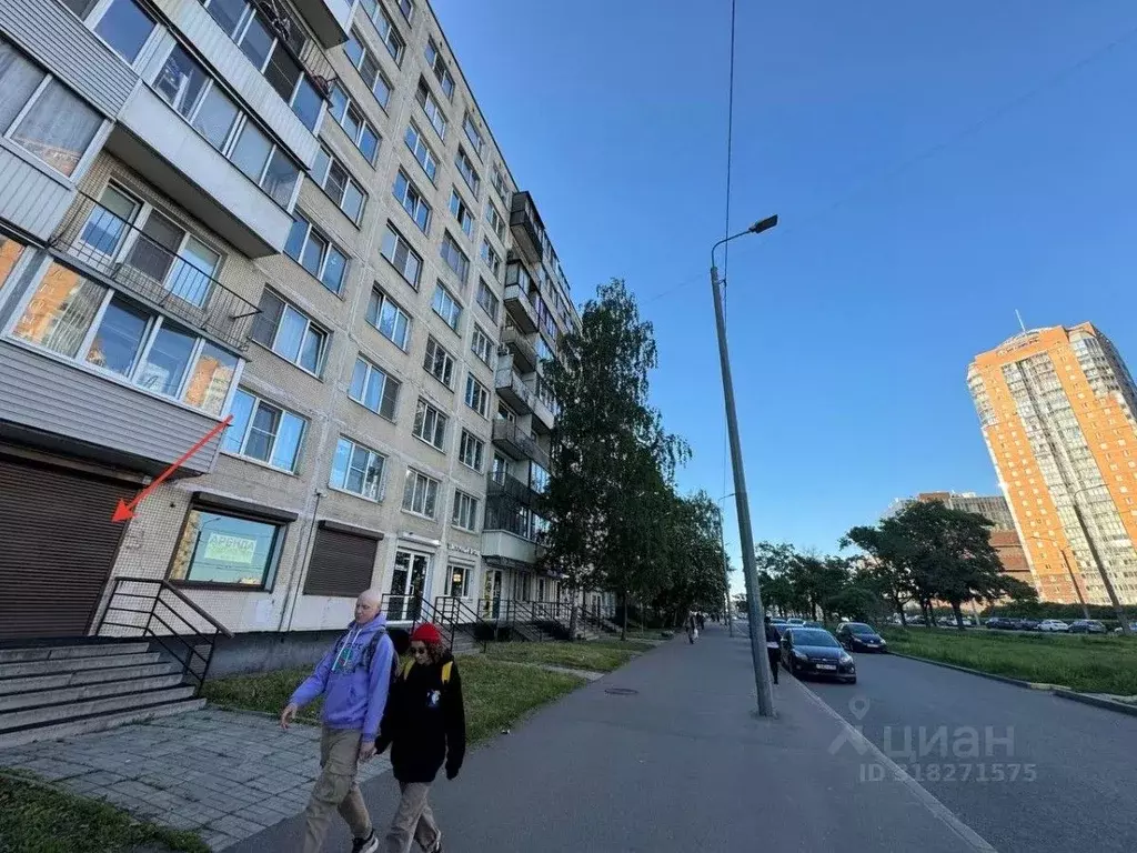 Торговая площадь в Санкт-Петербург ул. Белы Куна, 2К1 (45 м) - Фото 1