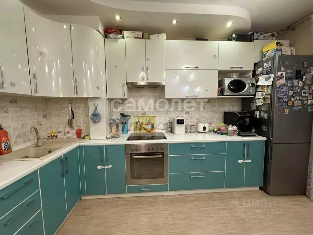 3-к кв. Белгородская область, Старый Оскол Северный мкр, 14 (65.0 м) - Фото 2