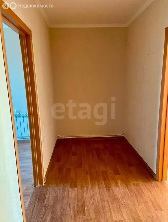 2-комнатная квартира: Строитель, Октябрьская улица, 19 (58.5 м) - Фото 1