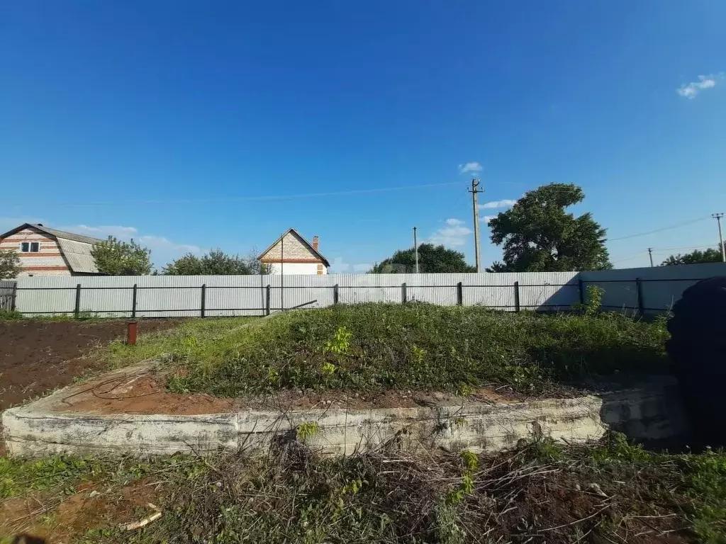 Участок в Башкортостан, Стерлитамакский район, Наумовский сельсовет, ... - Фото 1