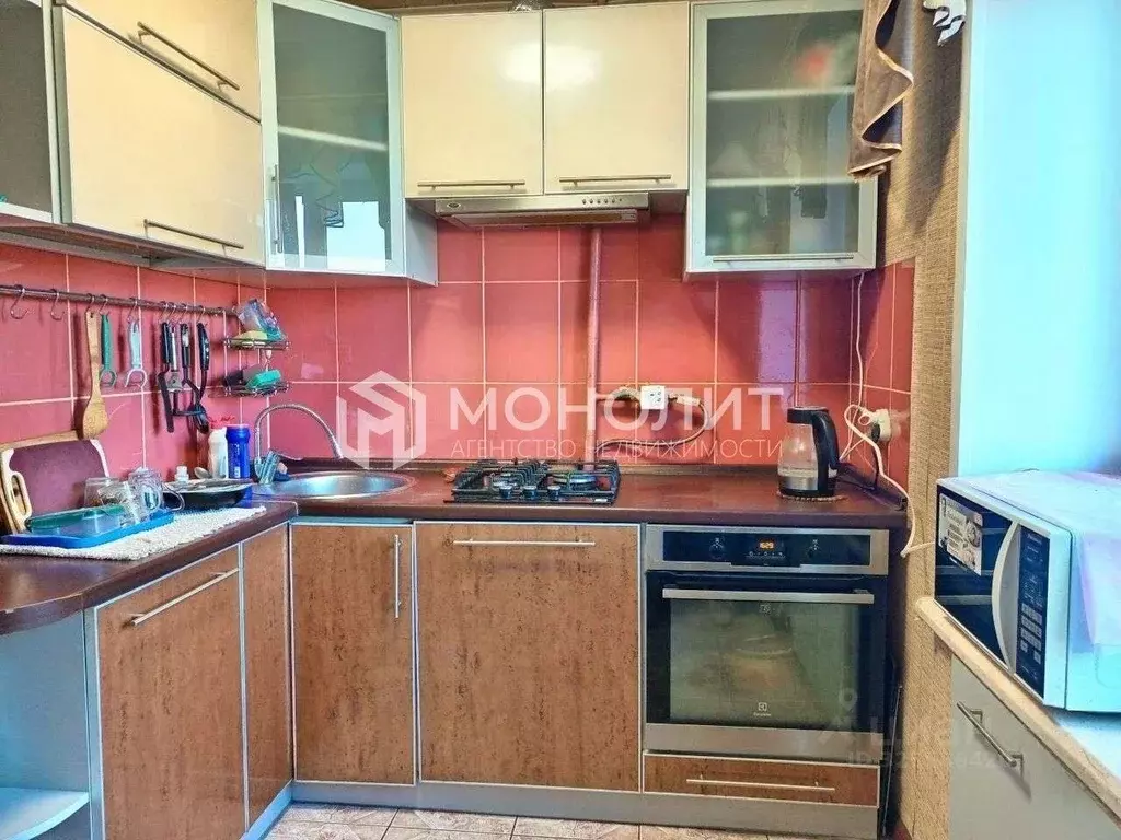 4-к кв. Белгородская область, Старый Оскол Интернациональный мкр, 34 ... - Фото 1