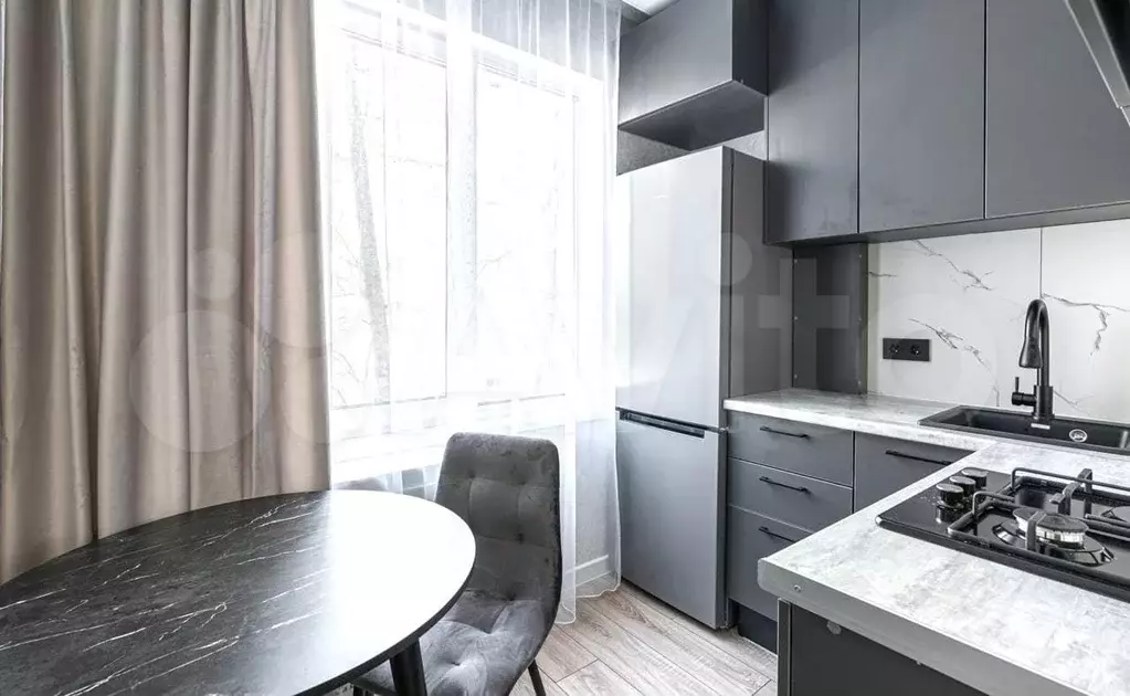 2-к. квартира, 42,5 м, 2/5 эт. - Фото 0