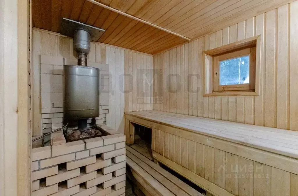 Дом в Свердловская область, Екатеринбург ул. Бориса Штоколова, 5 (245 ... - Фото 2