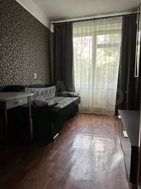 Комната 11м в 3-к., 2/5эт. - Фото 1