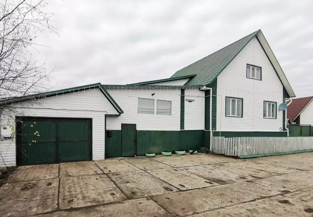 Дом в Омская область, Исилькуль Красноармейская ул., 85 (149 м) - Фото 1