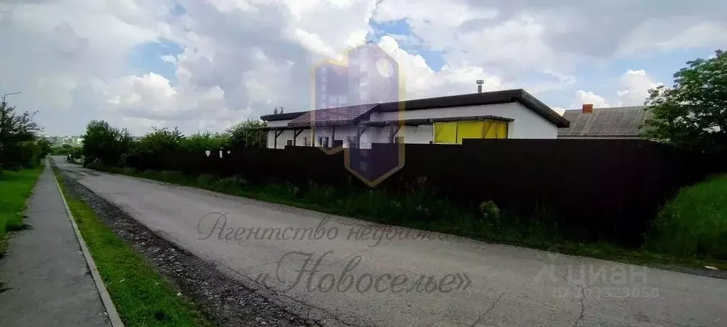 Коттедж в Белгородская область, Губкин Светлая ул., 2 (320 м) - Фото 2