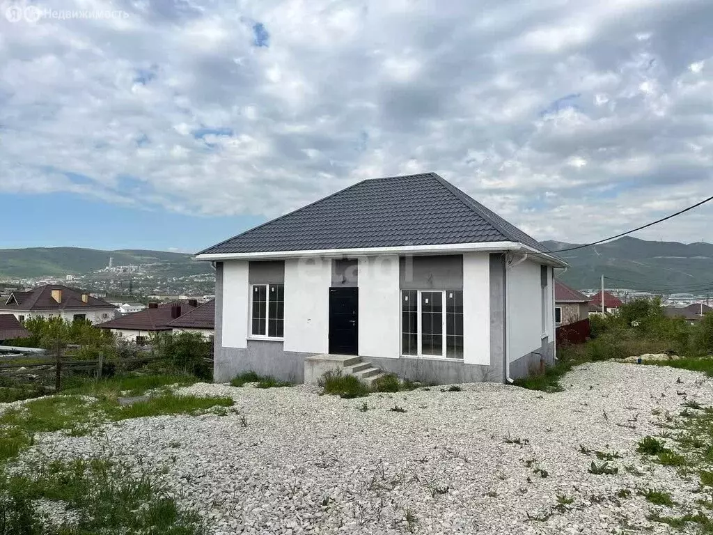 Дом в село Борисовка, улица Генерала Плиева (112.5 м) - Фото 1
