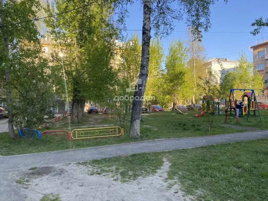 2-к кв. Свердловская область, Первоуральск 1 Мая ул., 8А (58.0 м) - Фото 2