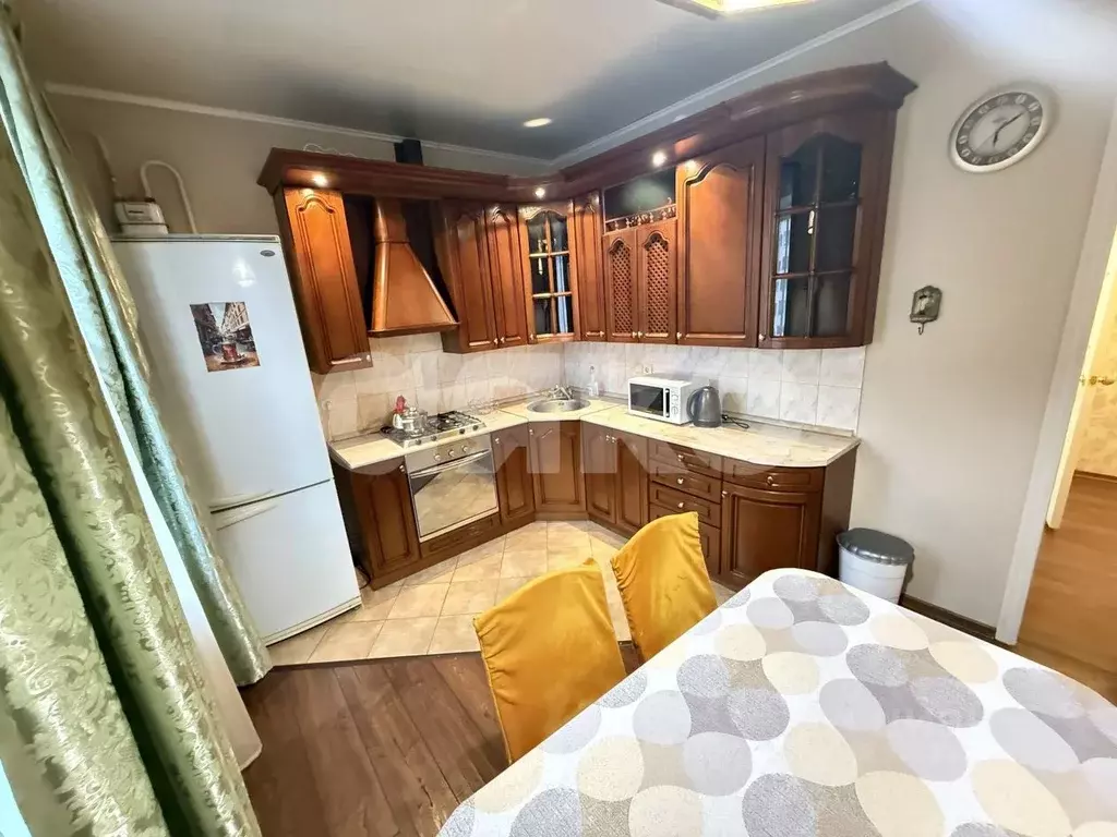 3-к кв. Тульская область, Тула ул. Дмитрия Ульянова, 2 (70.0 м) - Фото 1