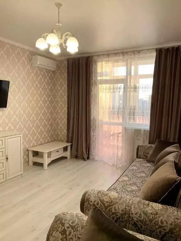 2-к кв. Крым, Симферополь ул. Батурина, 197 (60.0 м) - Фото 2