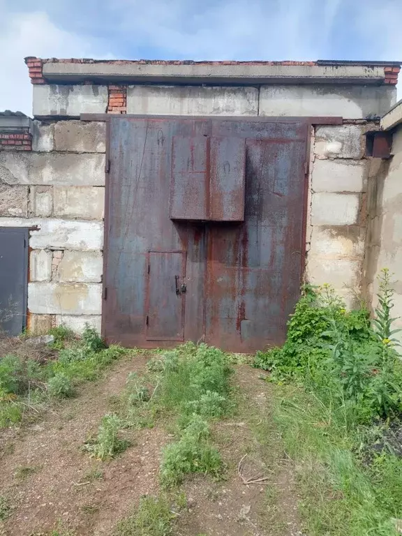 Гараж в Оренбургская область, Новоорский район, Энергетикский ... - Фото 0