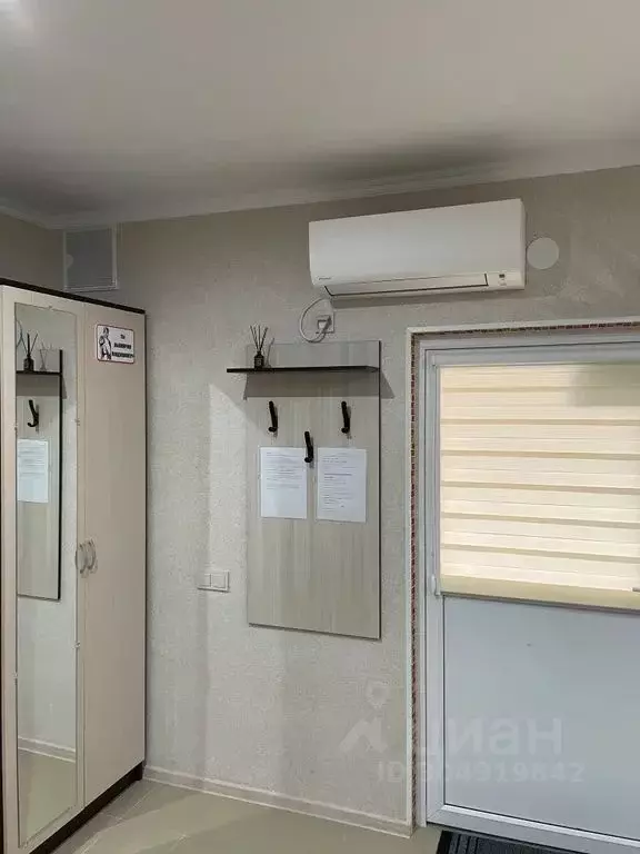 Комната Крым, Черноморское пгт ул. Куандинская, 2 - Фото 1