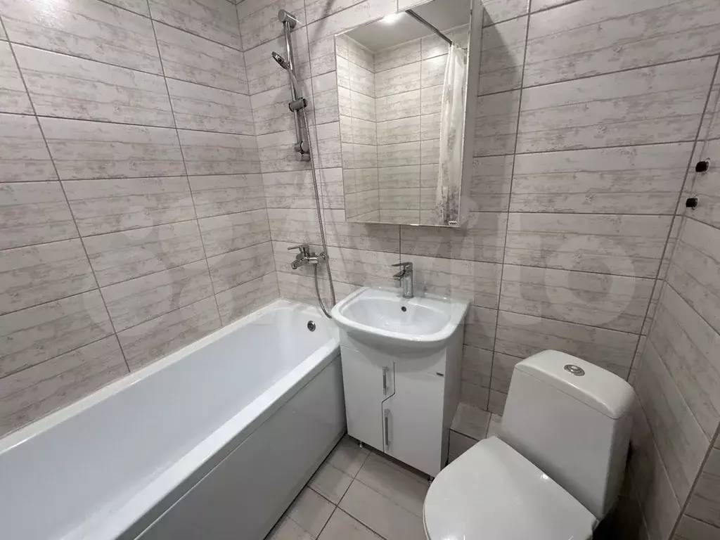 1-к. квартира, 32 м, 1/9 эт. - Фото 1