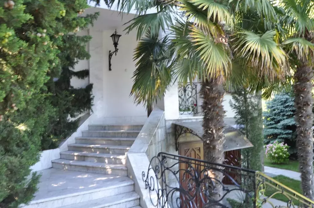 Дом в Крым, Ялта городской округ, Массандра пгт  (299 м) - Фото 0