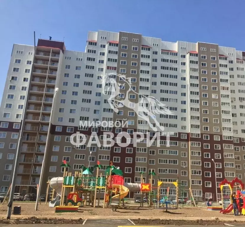2-к кв. Оренбургская область, Оренбург ул. Фронтовиков, 10/4 (64.55 м) - Фото 1
