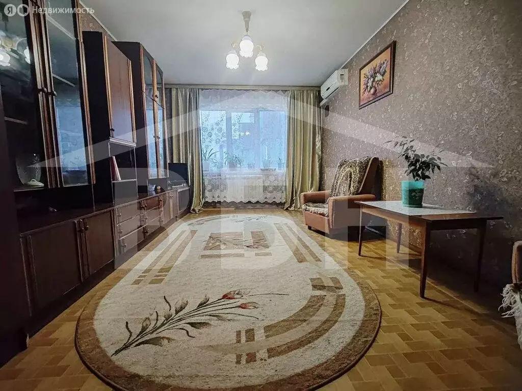 3-комнатная квартира: Воронеж, улица Кропоткина, 1 (72 м) - Фото 1