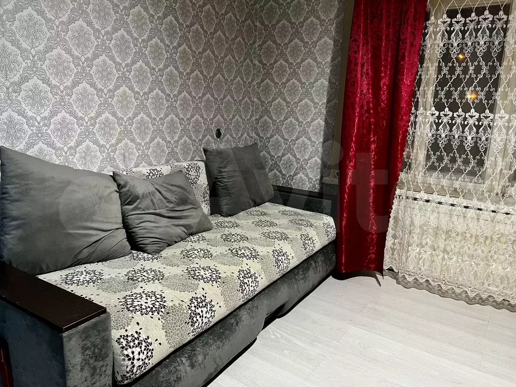 Комната 12,5 м в 9-к., 2/9 эт. - Фото 0