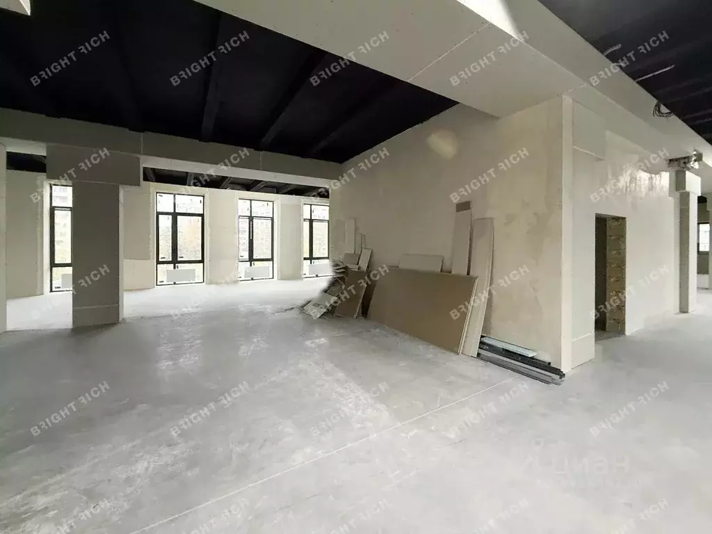Офис в Санкт-Петербург ул. Крюкова, 8 (3932 м) - Фото 1