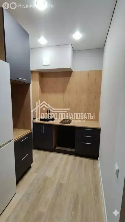 Квартира-студия: Абакан, улица Генерала Тихонова, 14 (37 м) - Фото 1